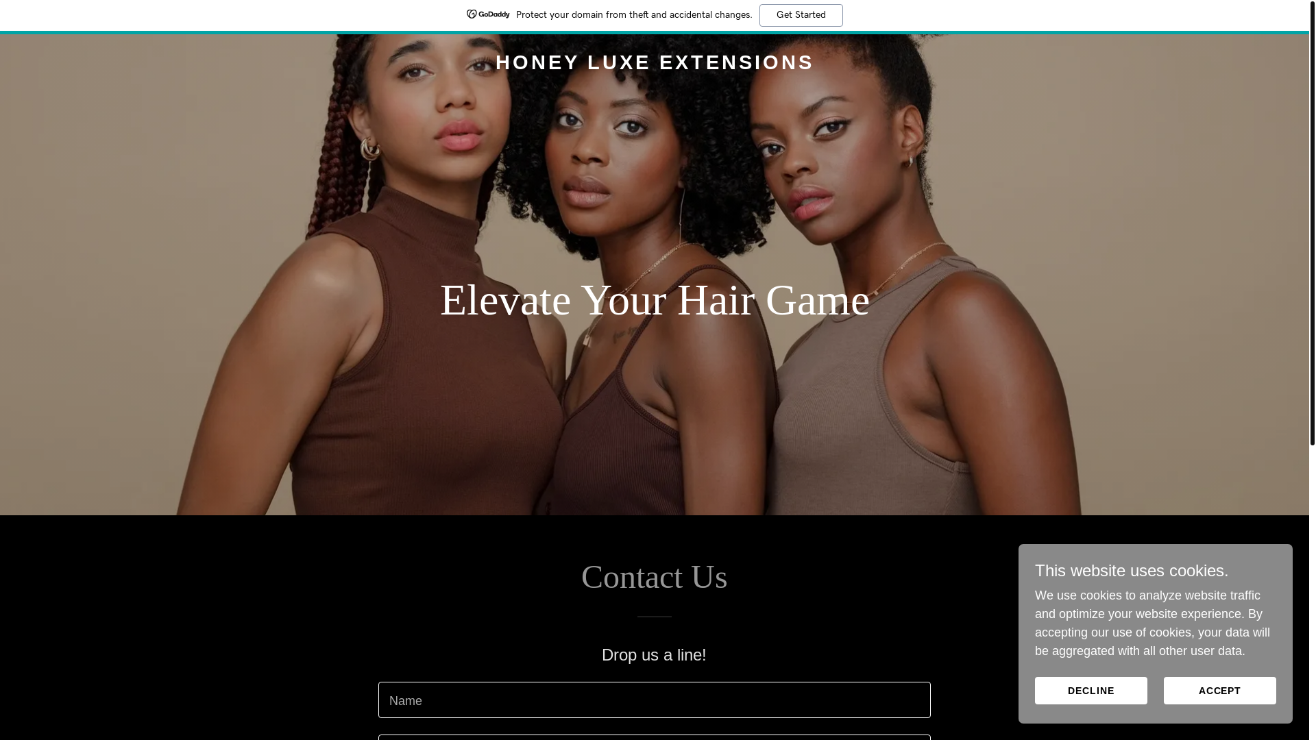 website screenshot of https://honeyluxeextentions.com/