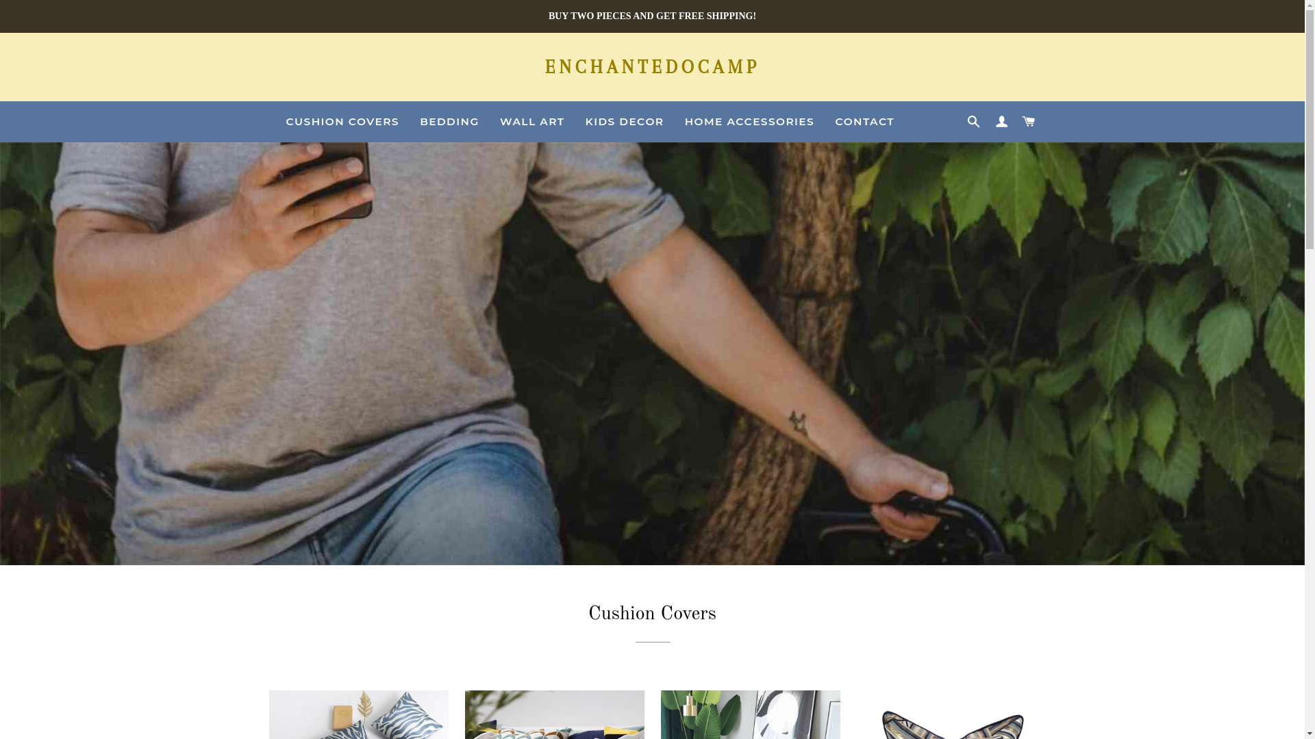 website screenshot of https://enchantedocamp.shop/