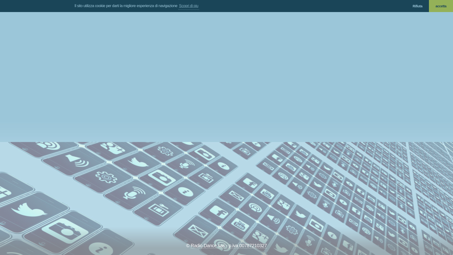 website screenshot of https://radiodanceweb.it/
