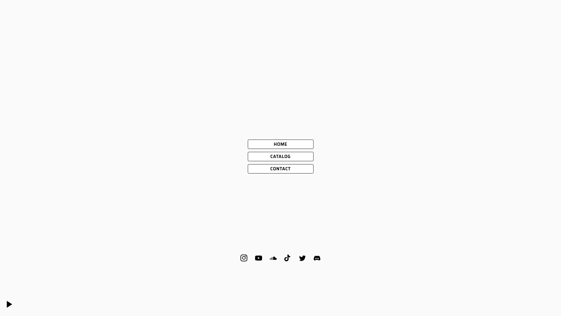 website screenshot of https://olivvercapz.com/