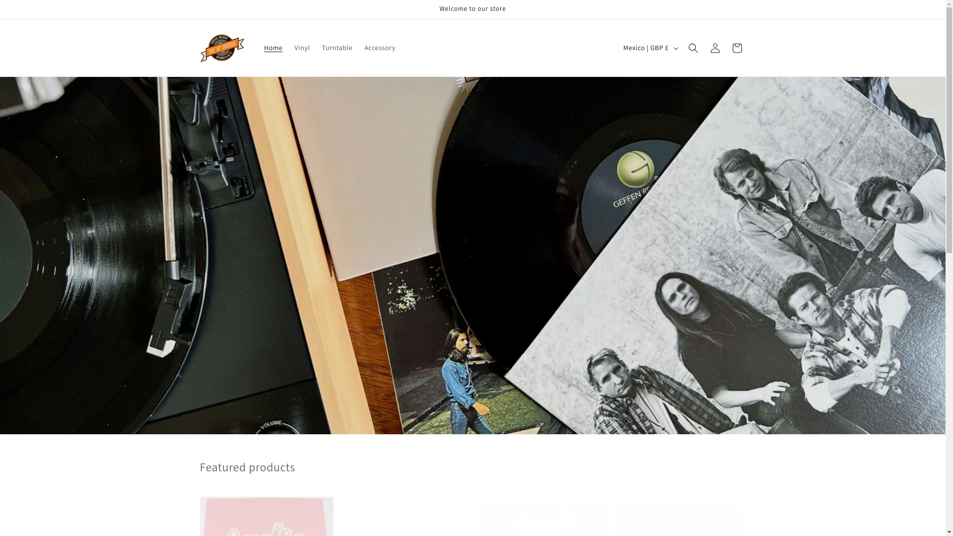 website screenshot of https://vinylhavenstore.com/