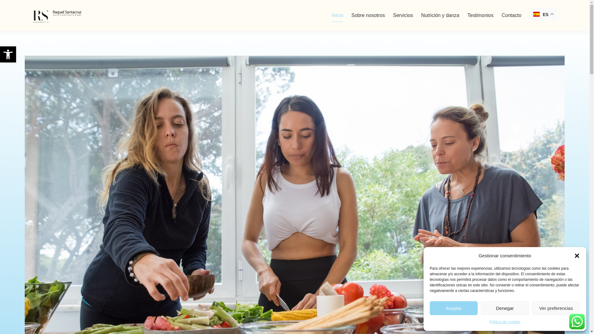 website screenshot of https://nutricionsaludymas.com/
