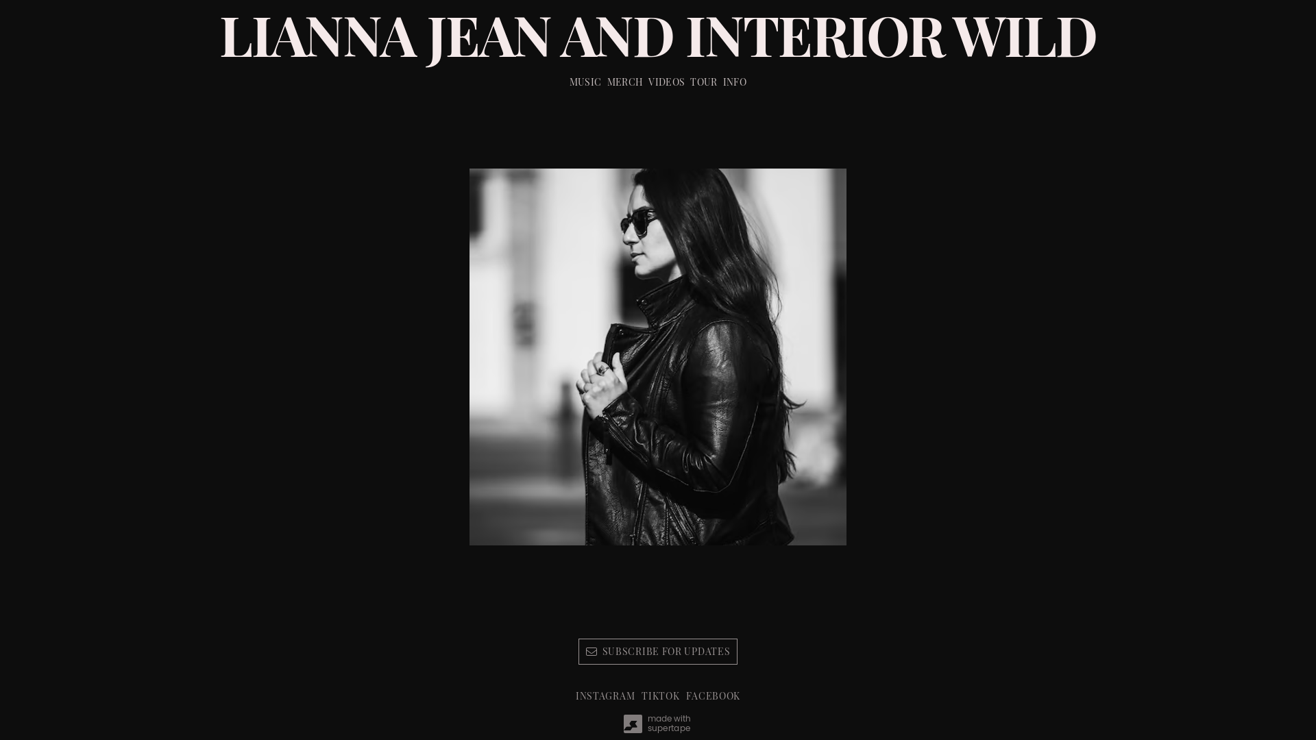website screenshot of https://liannajean.com/