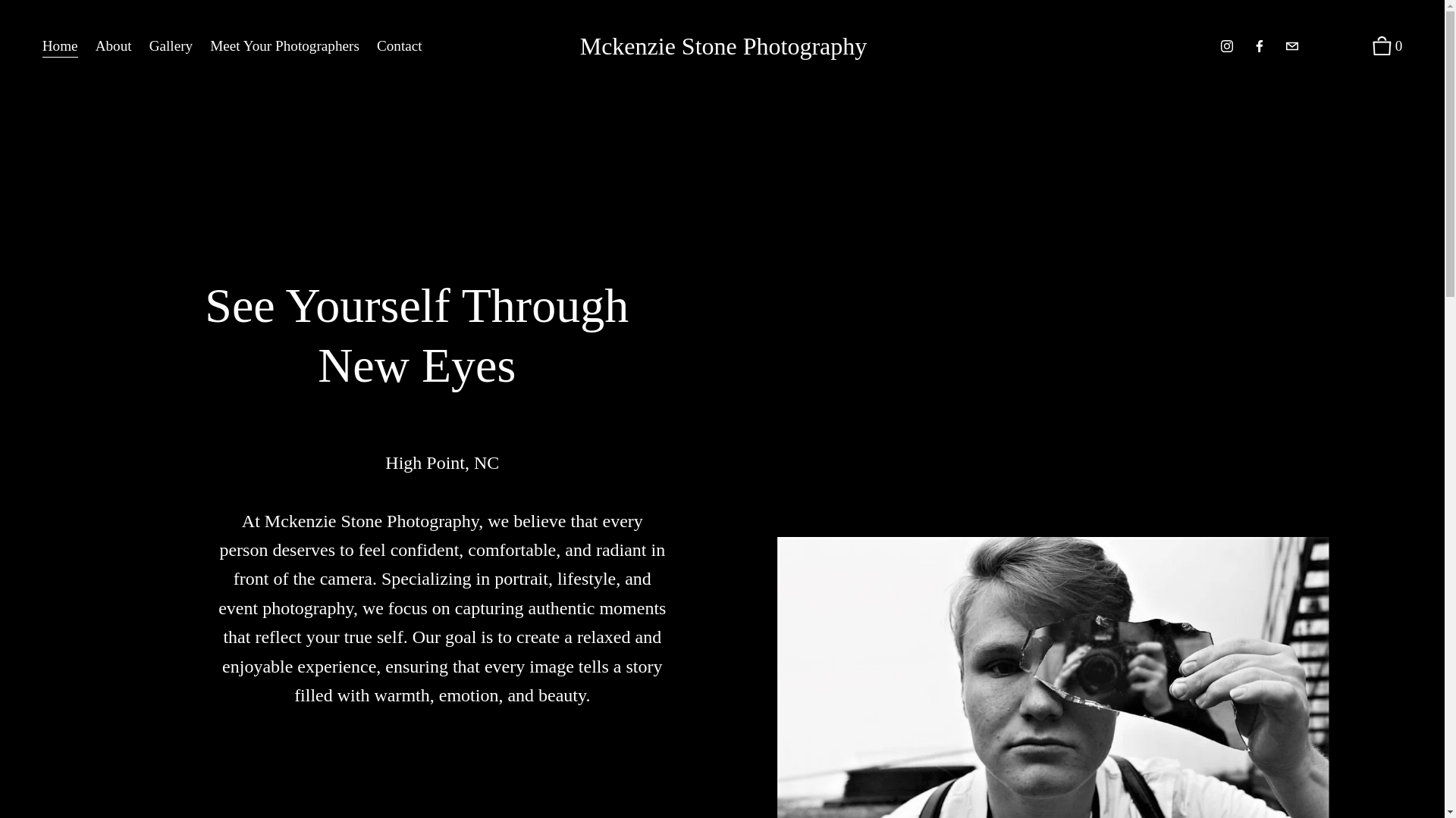 website screenshot of https://mckenziestonephotography.com/