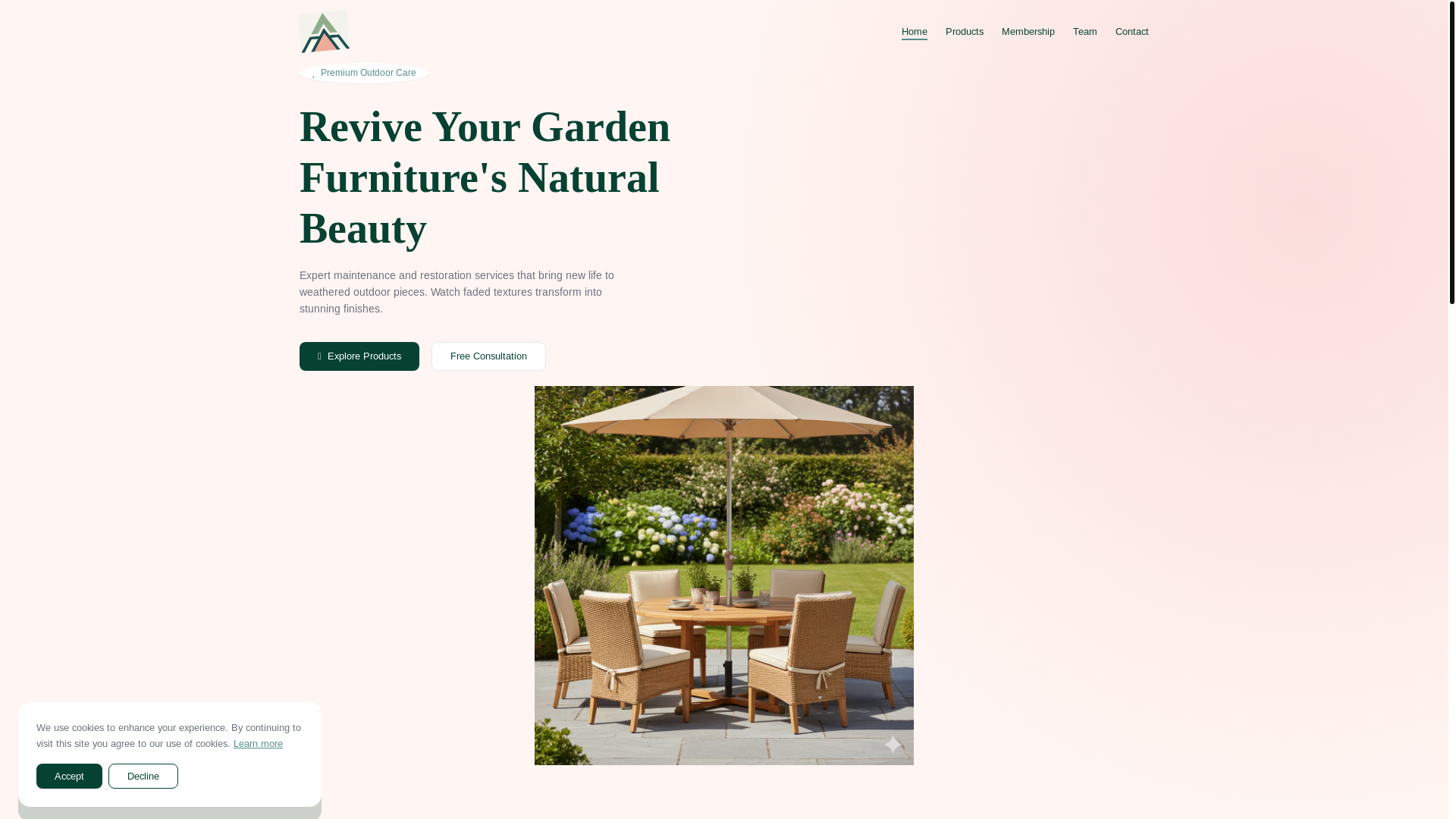 website screenshot of https://creativecustom.world/