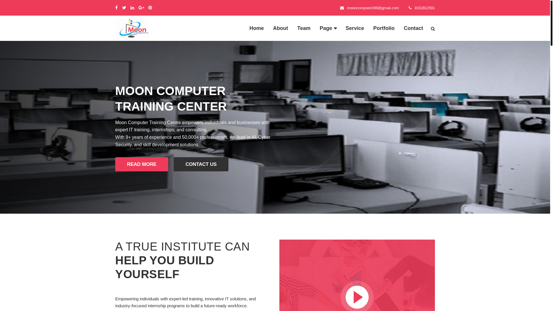 website screenshot of https://mooncomputer.co.in/