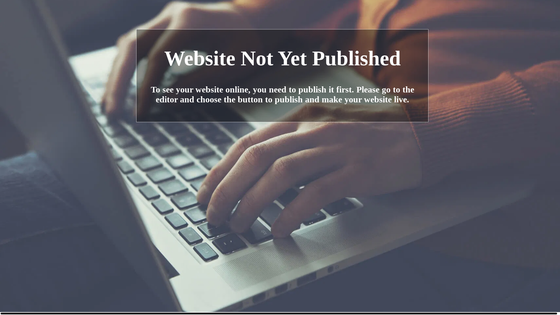website screenshot of https://carolinethemystic.com/