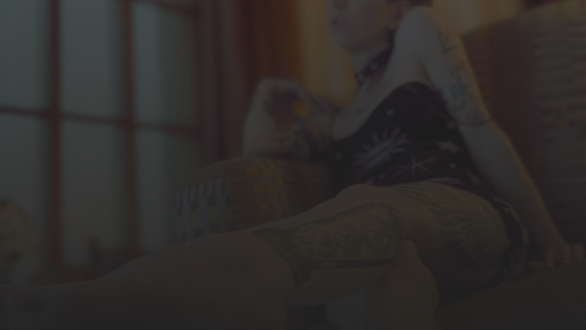 website screenshot of https://lucyyboo.com/