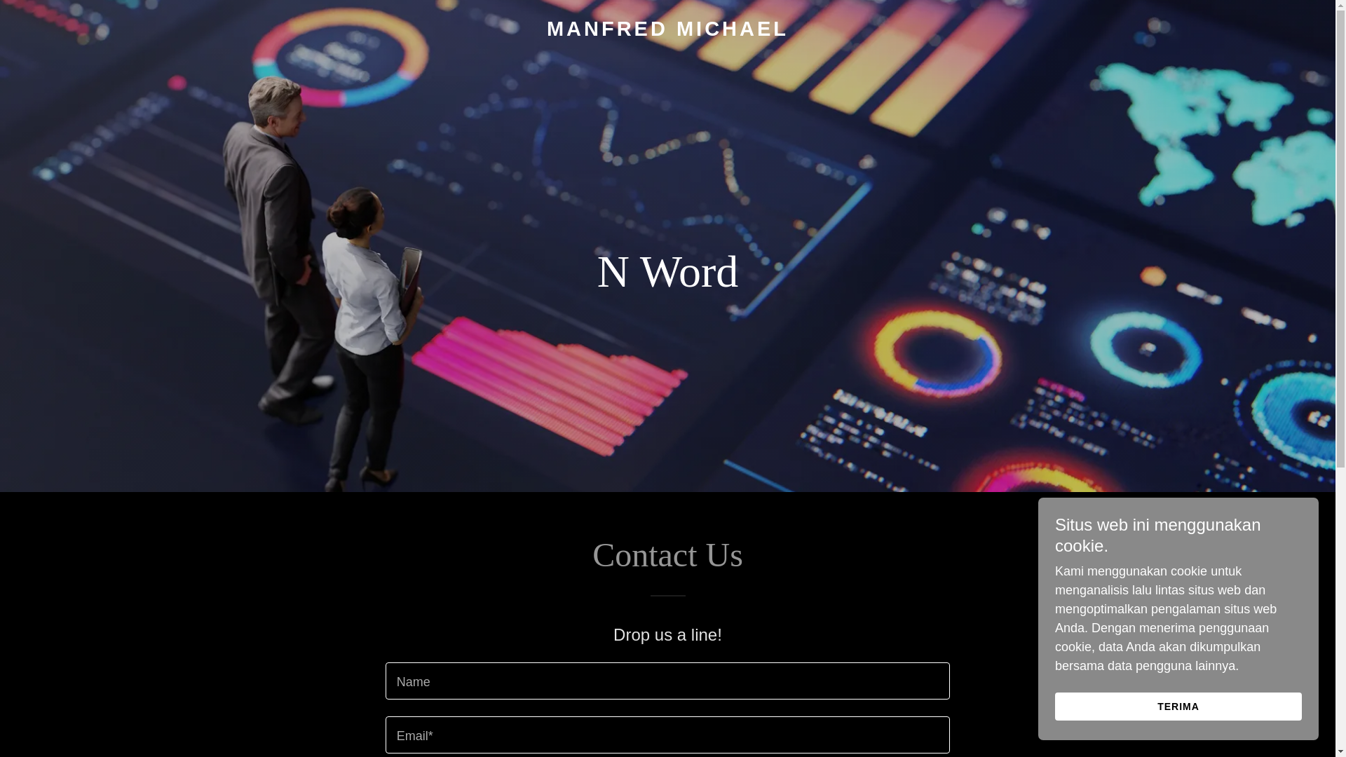 website screenshot of https://manfredmichael.com/