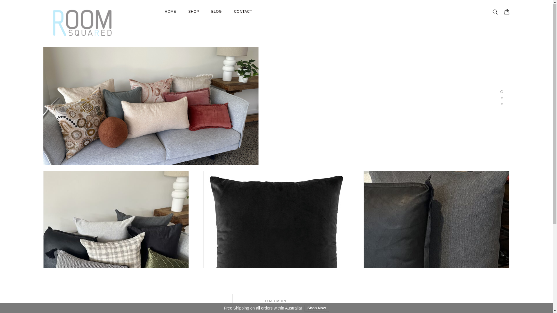 website screenshot of https://roomsquared.online/