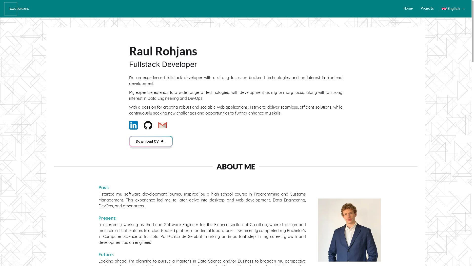 website screenshot of https://raulrohjans.com/