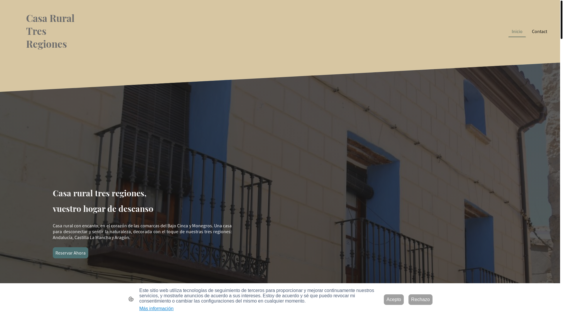 website screenshot of https://casaruraltresregiones.com/