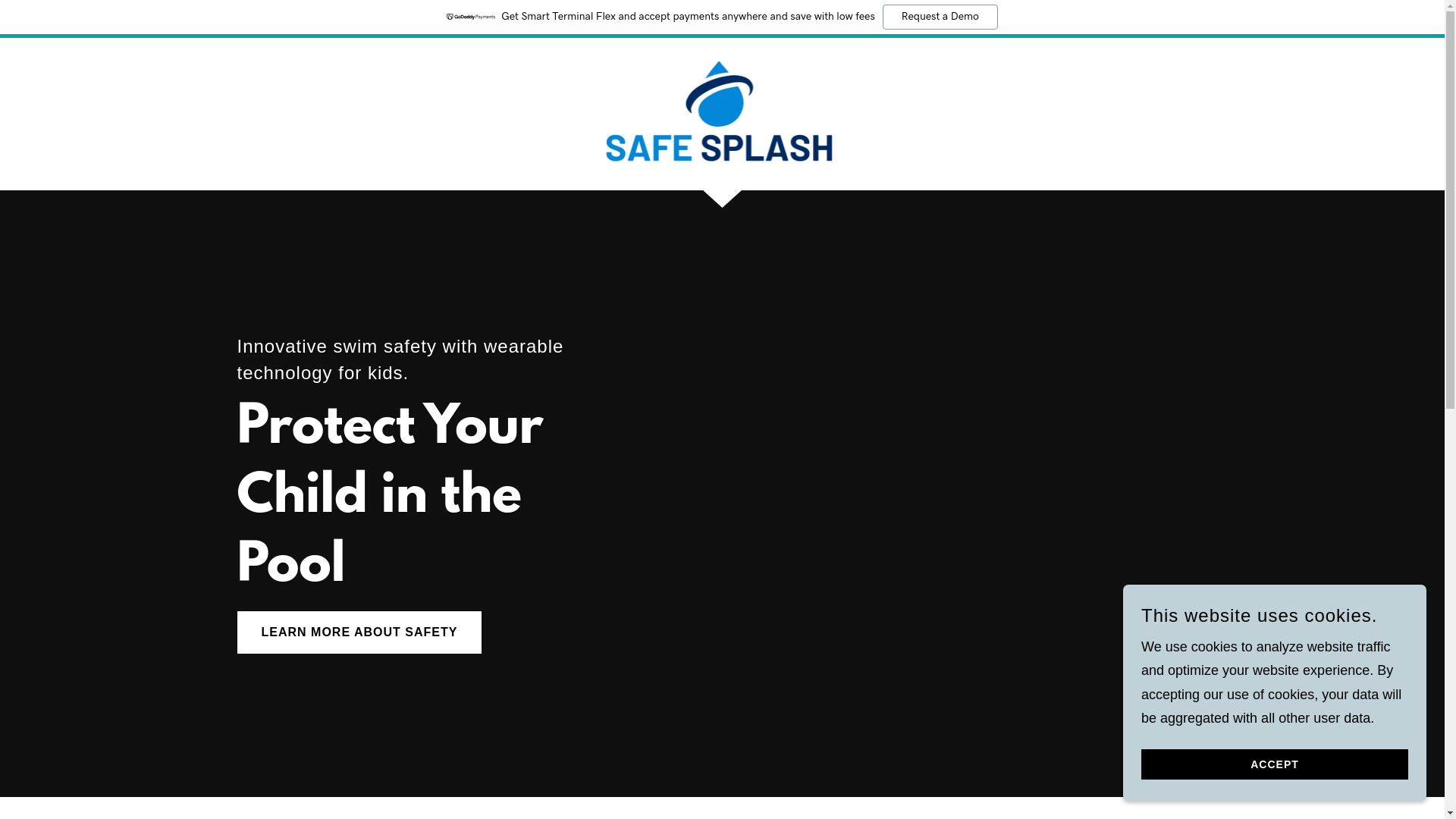 website screenshot of https://safe-splash.com/