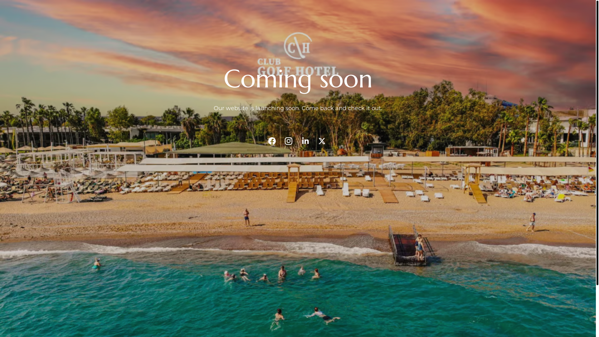 website screenshot of https://clubayrahotel.com/