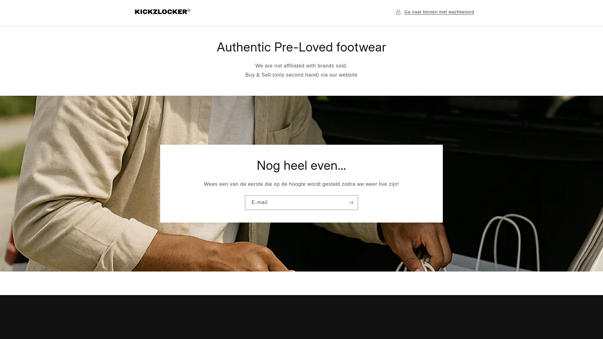 website screenshot of https://kickzlocker.nl/
