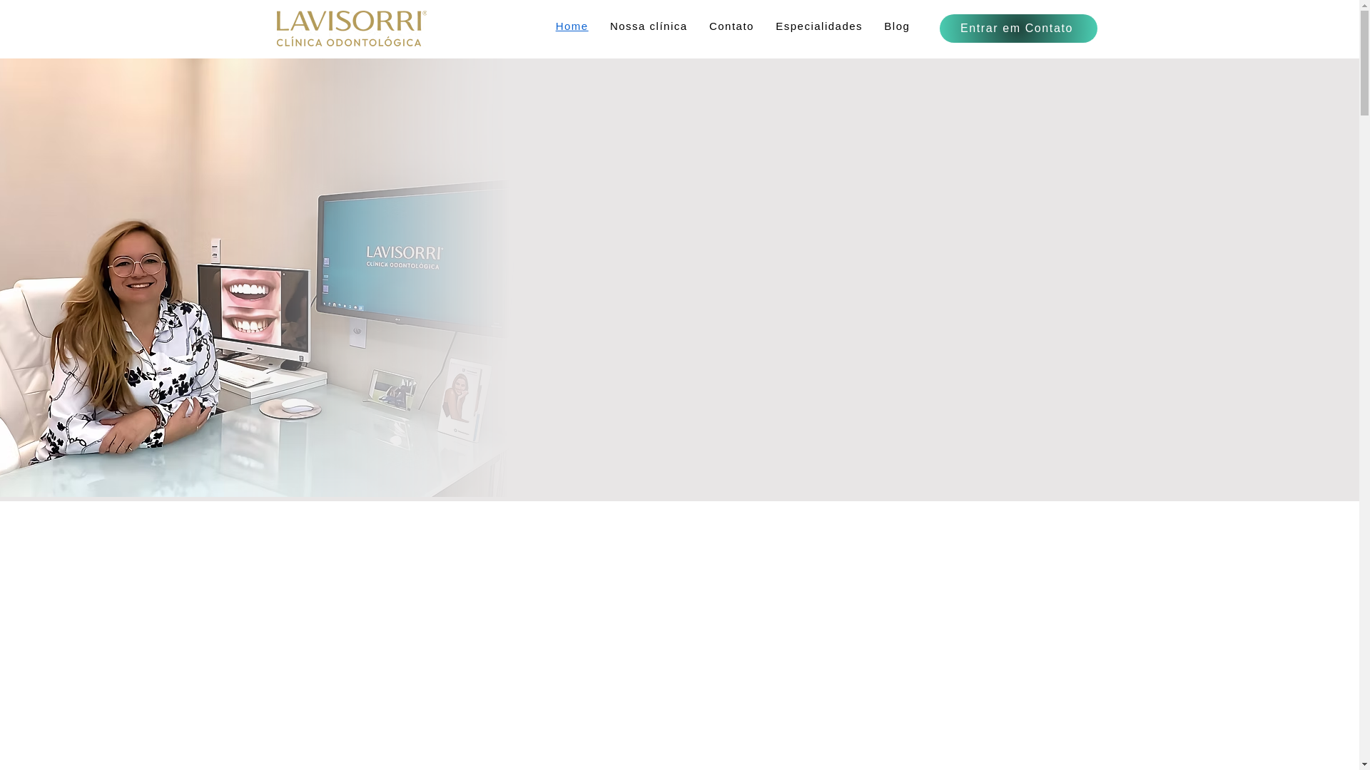 website screenshot of https://lavisorriodontologia.com/