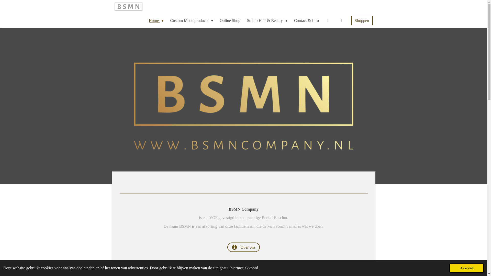 website screenshot of https://custommadeplates.nl/