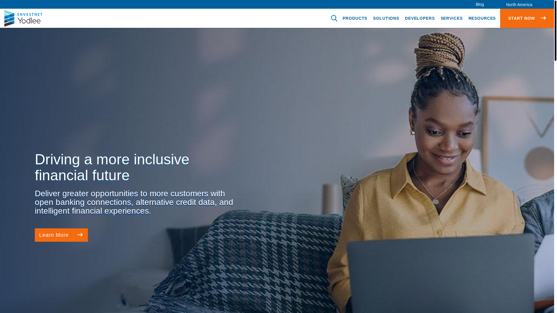 website screenshot of https://yodlee.com/