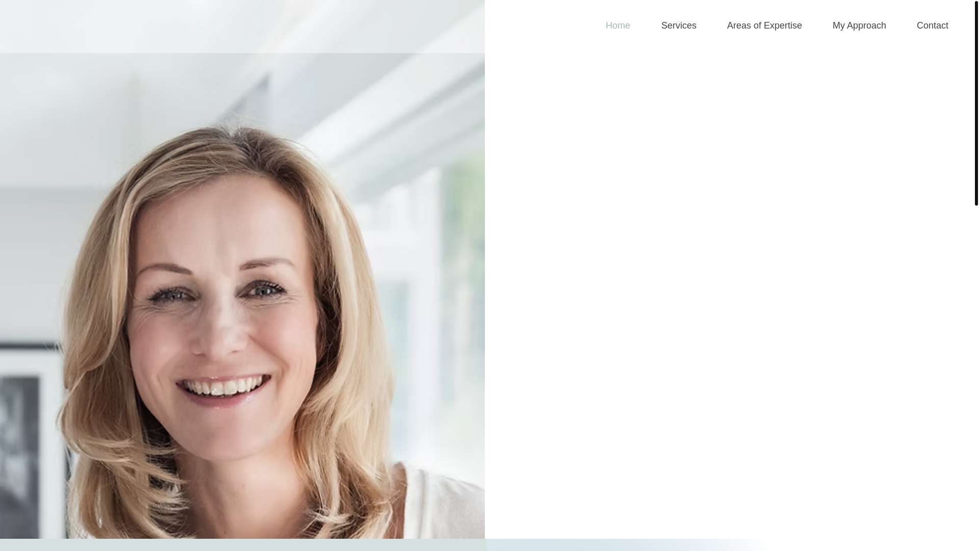 website screenshot of https://cshealinglight.com/