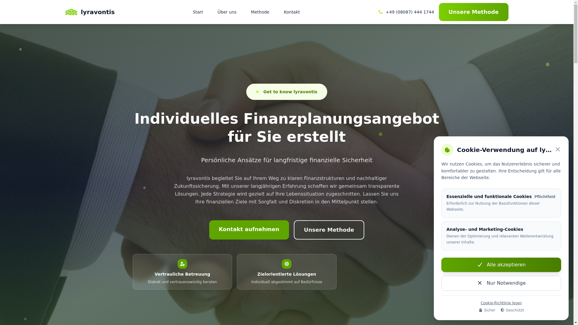 website screenshot of https://lyravontis.com/