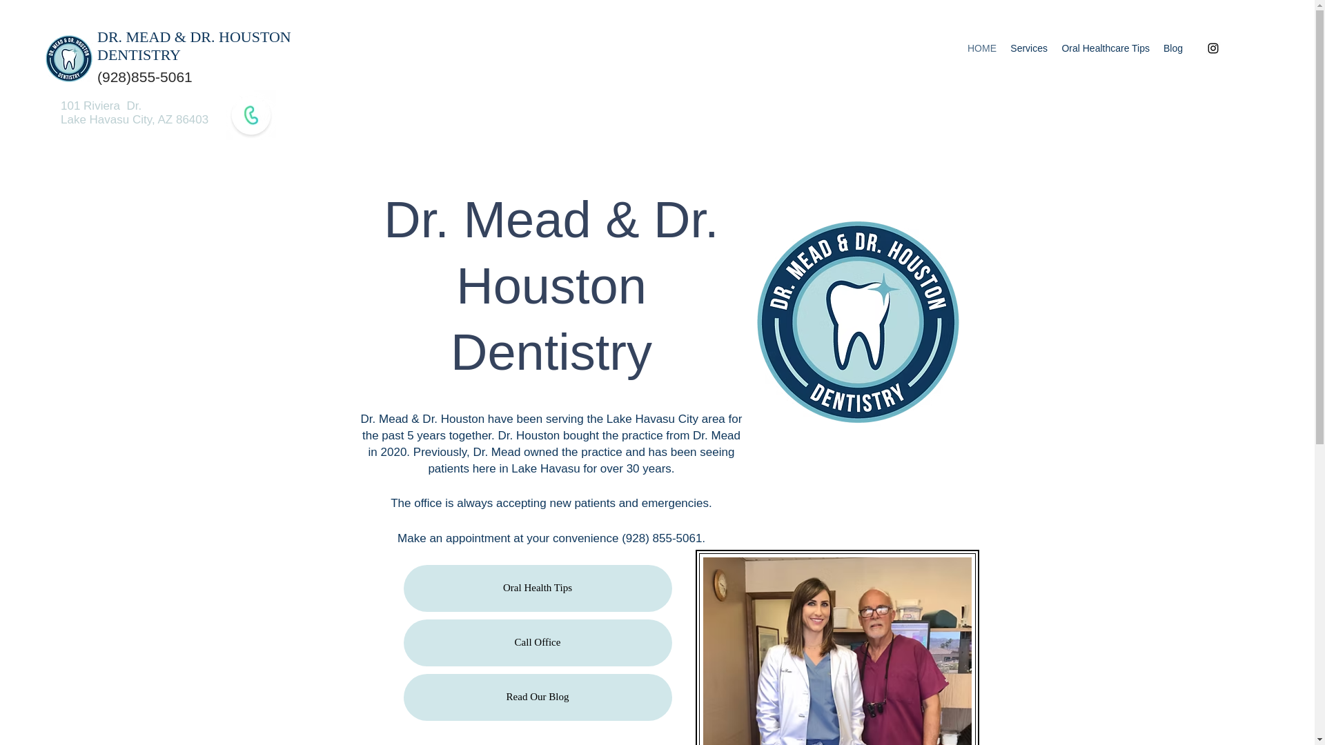 website screenshot of https://rivierafamily.dental/