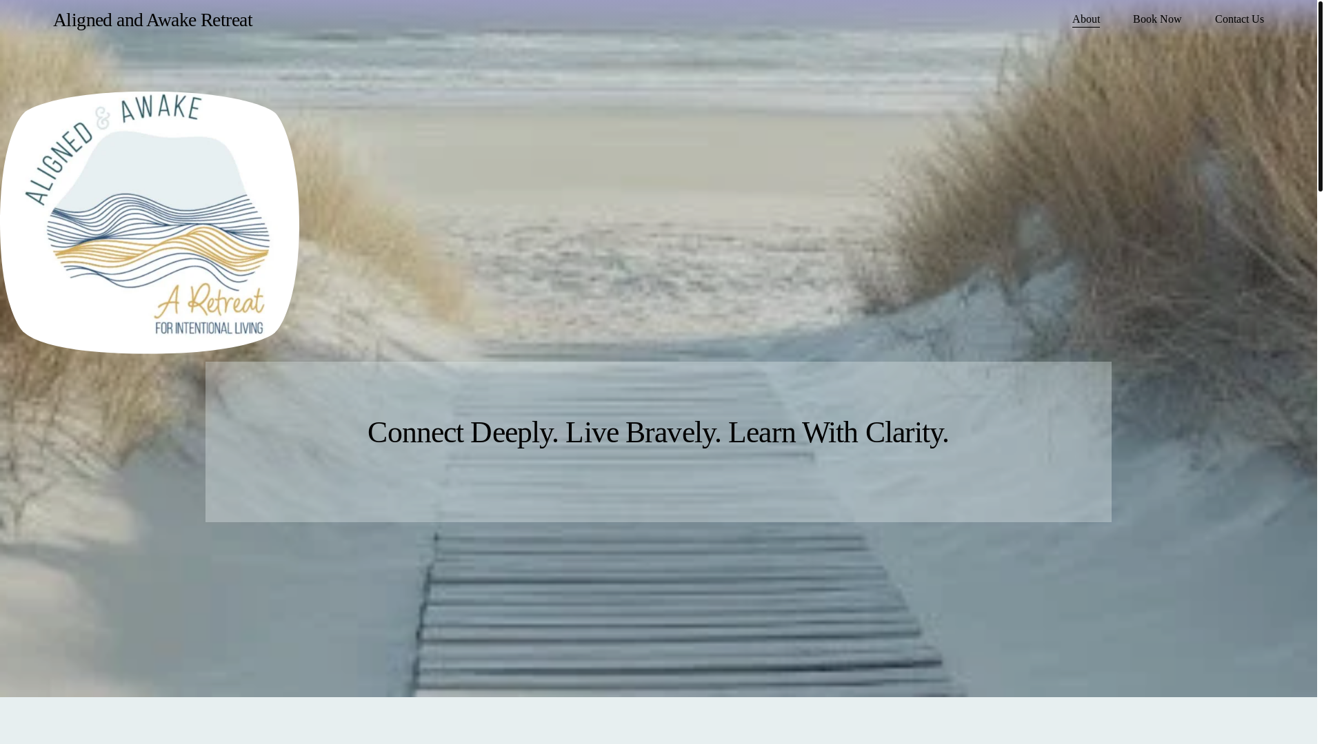 website screenshot of https://alignedandawakeretreat.com/