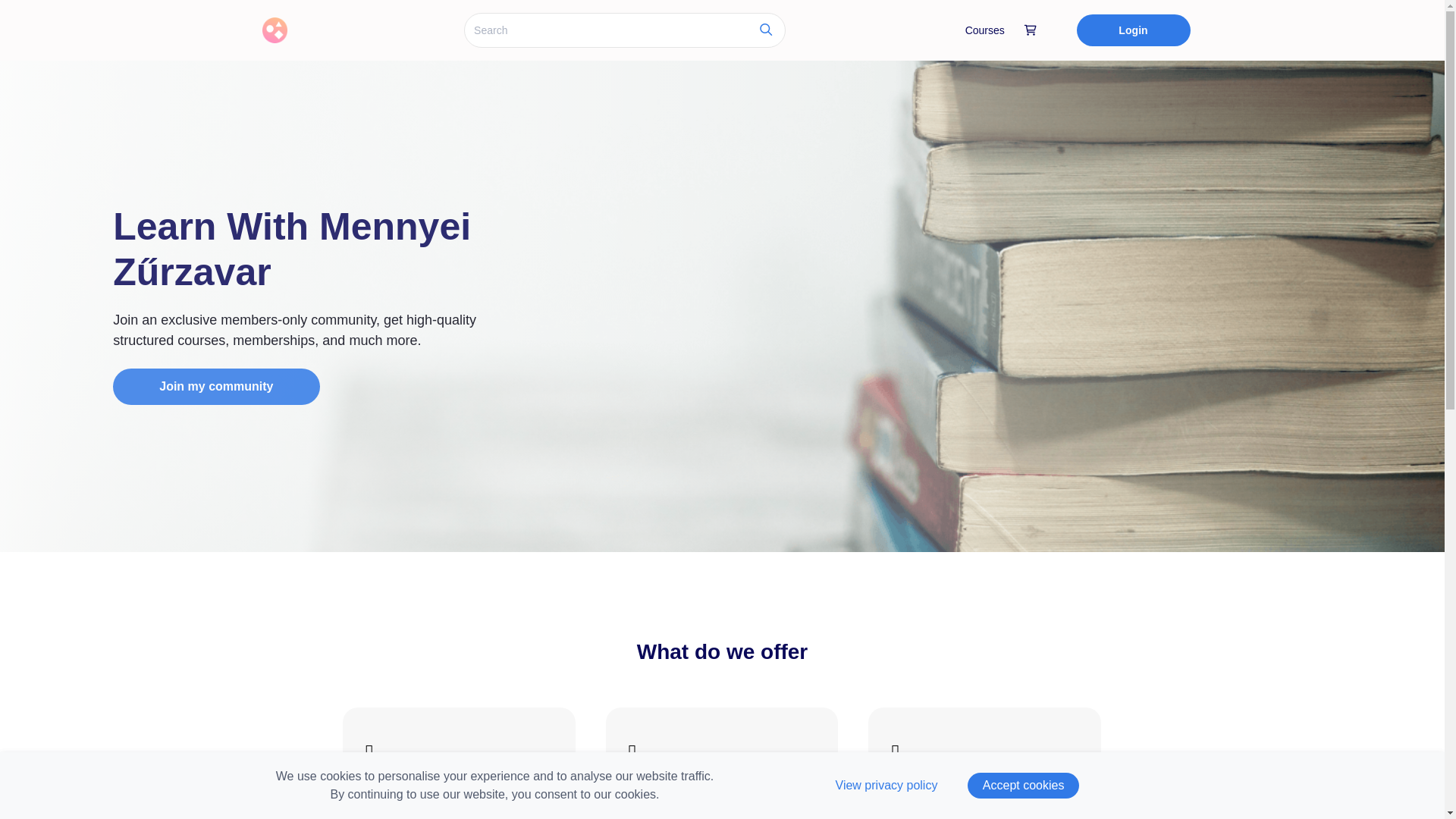 website screenshot of https://mennyeizrzavar.graphy.com/