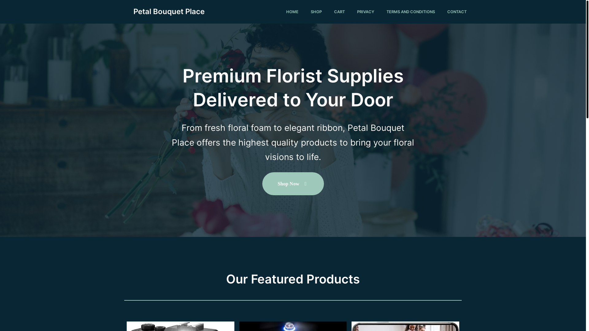 website screenshot of https://petalbouquetplace.com/