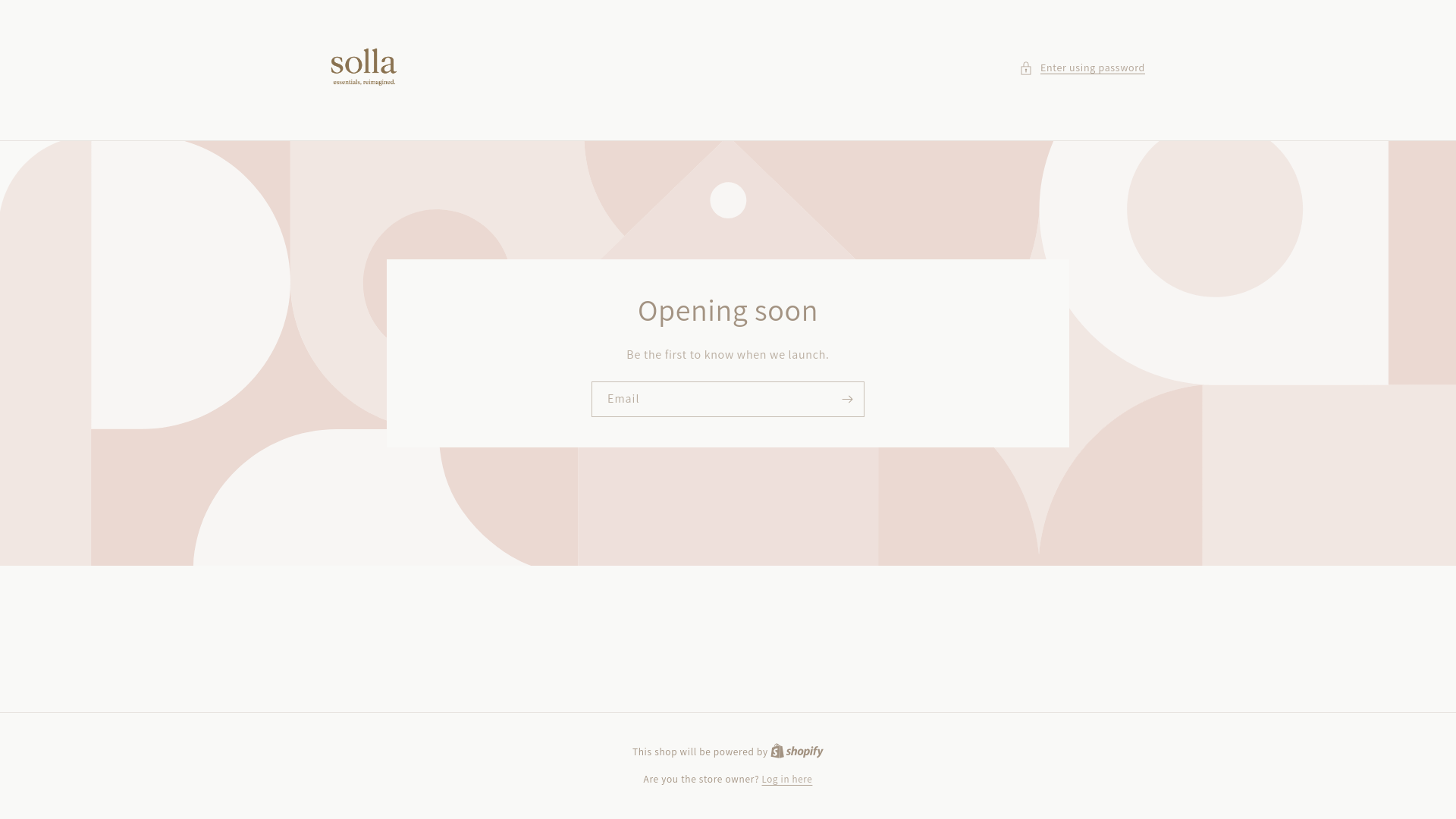 website screenshot of https://sollaessentials.com/
