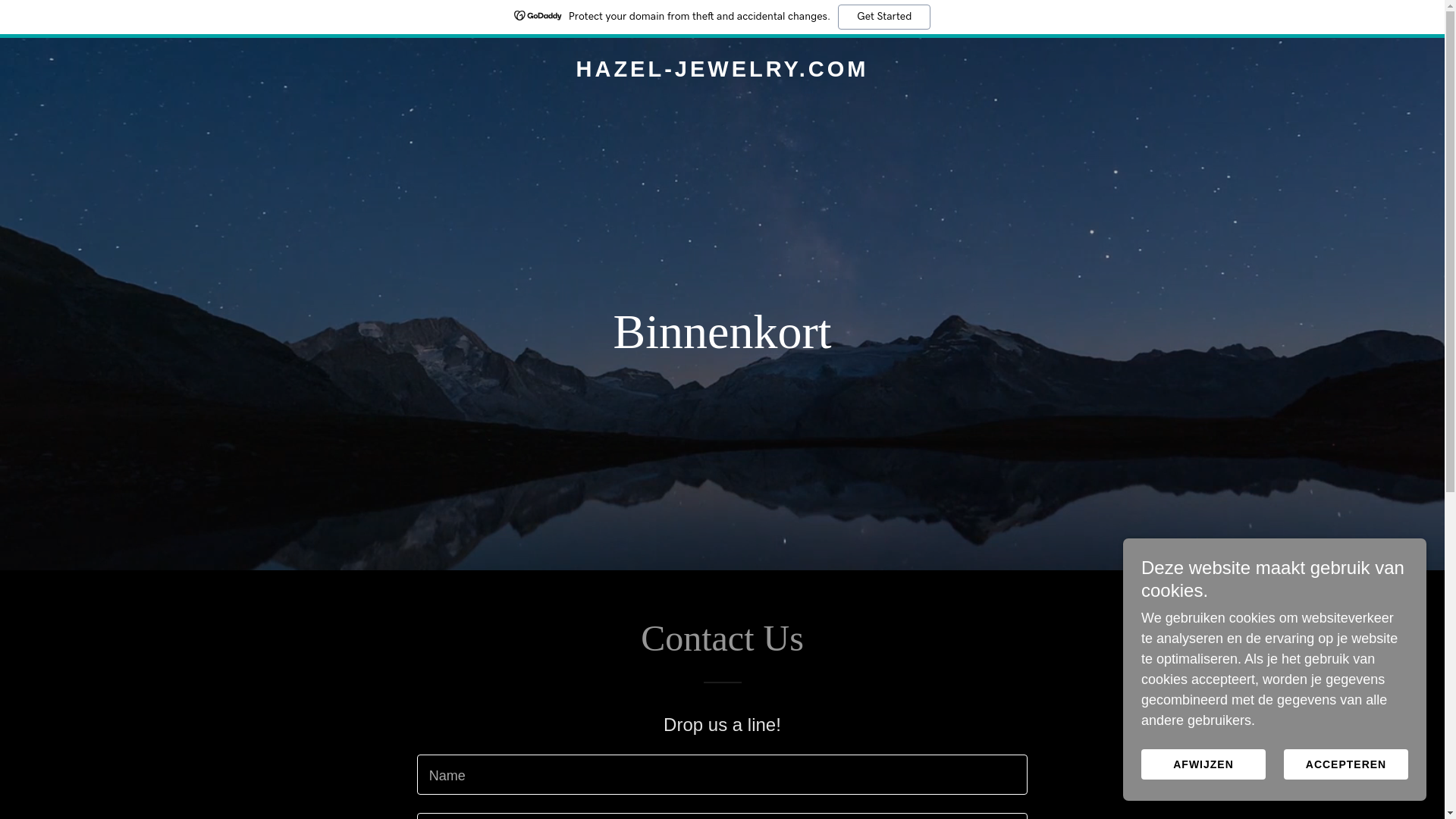 website screenshot of https://hazel-jewelry.com/
