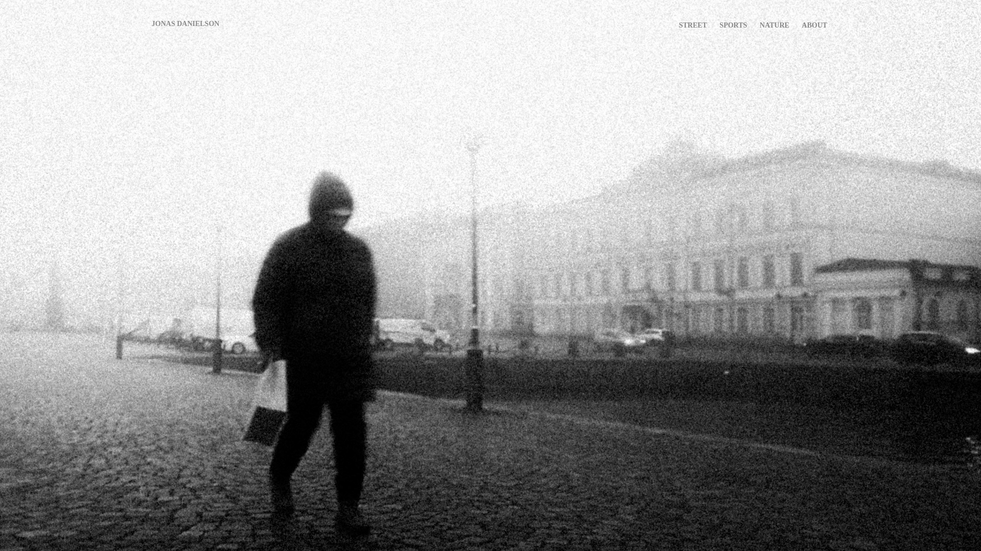 website screenshot of https://jonasdanielson.art/