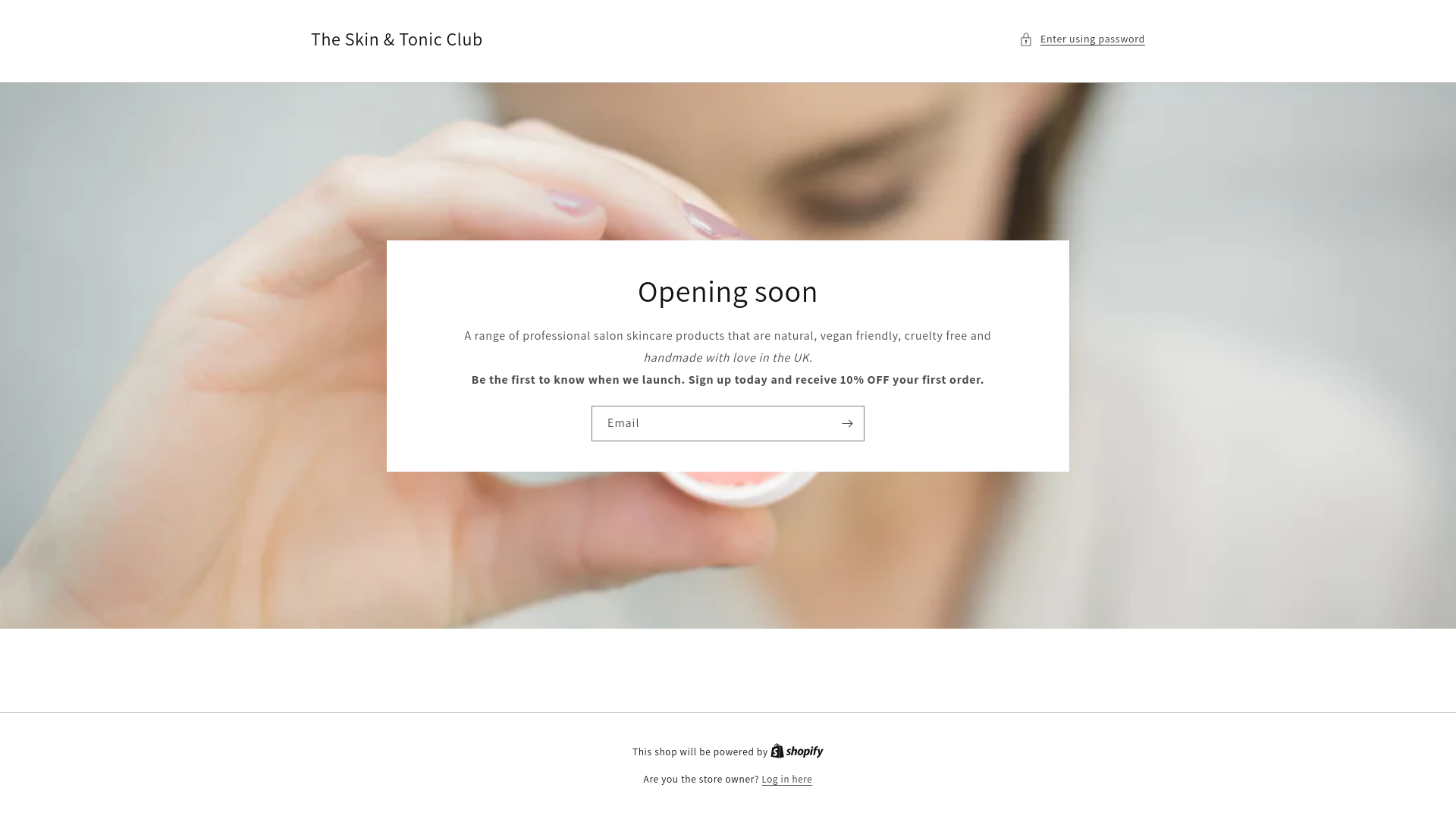 website screenshot of https://skinandtonicclub.com/