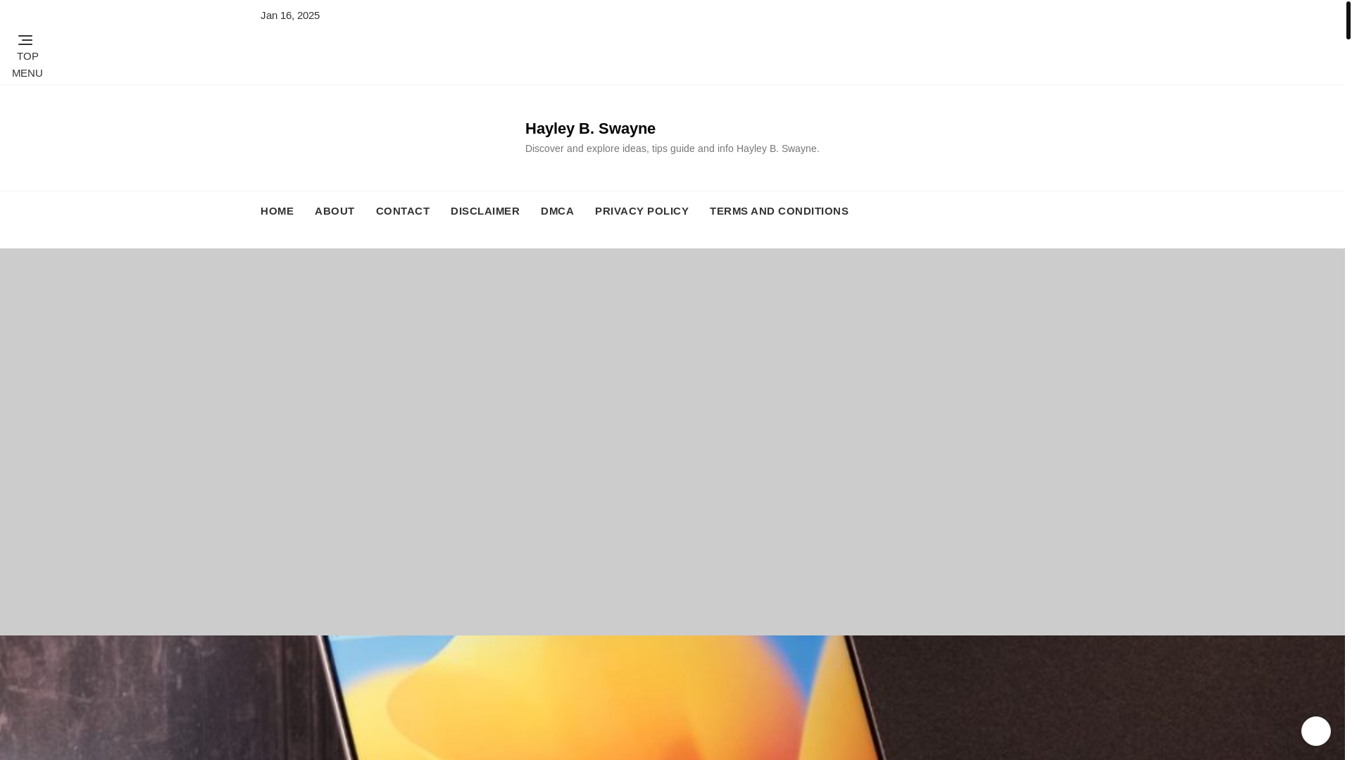 website screenshot of https://hayleybswayne.pages.dev/