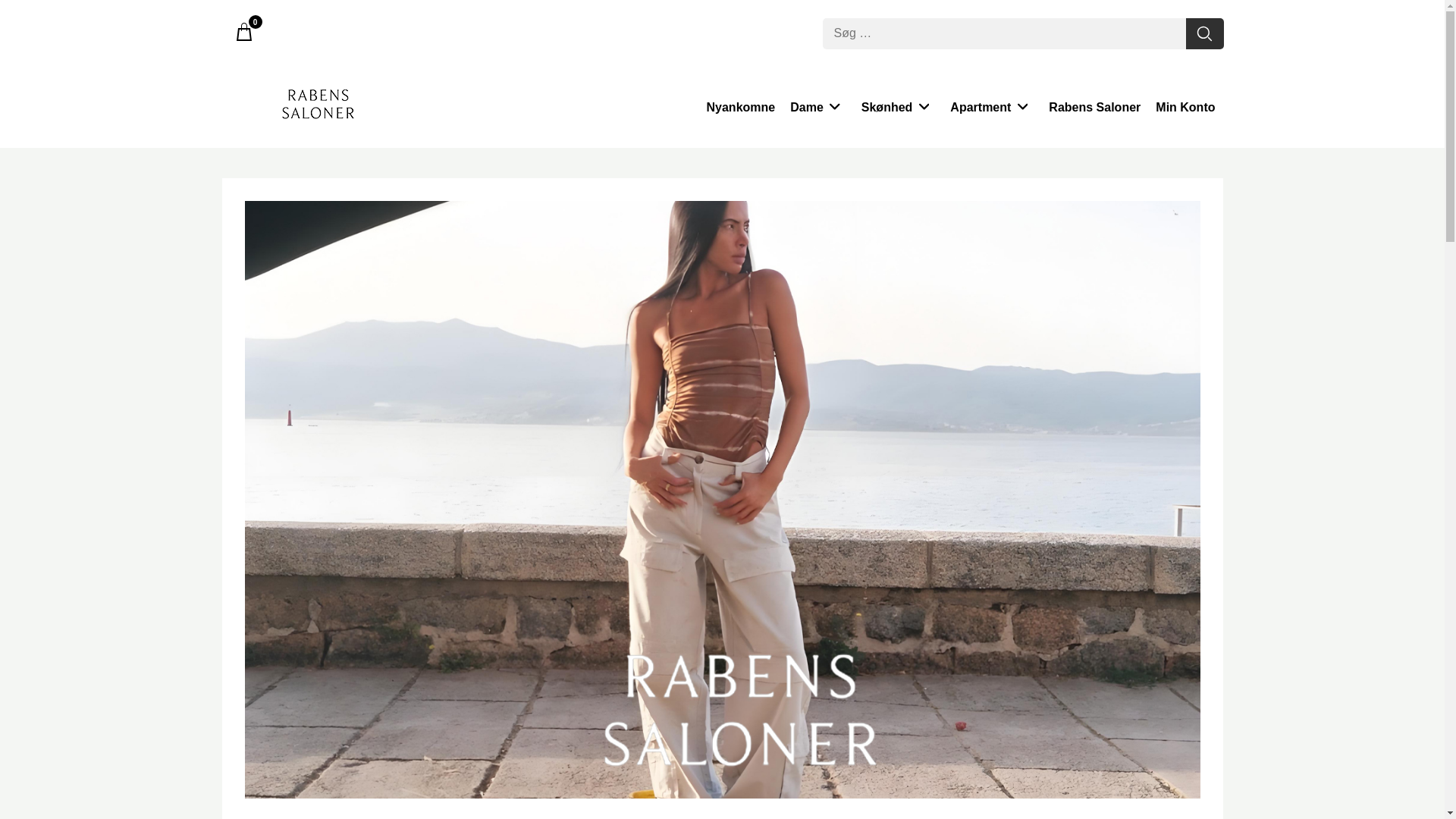 website screenshot of https://darrenemmie.shop/