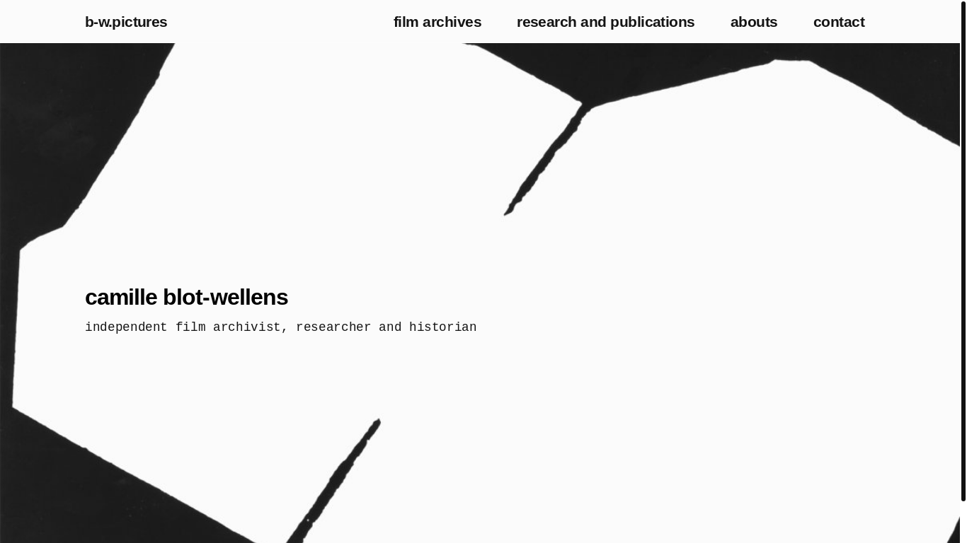 website screenshot of https://b-w.pictures/