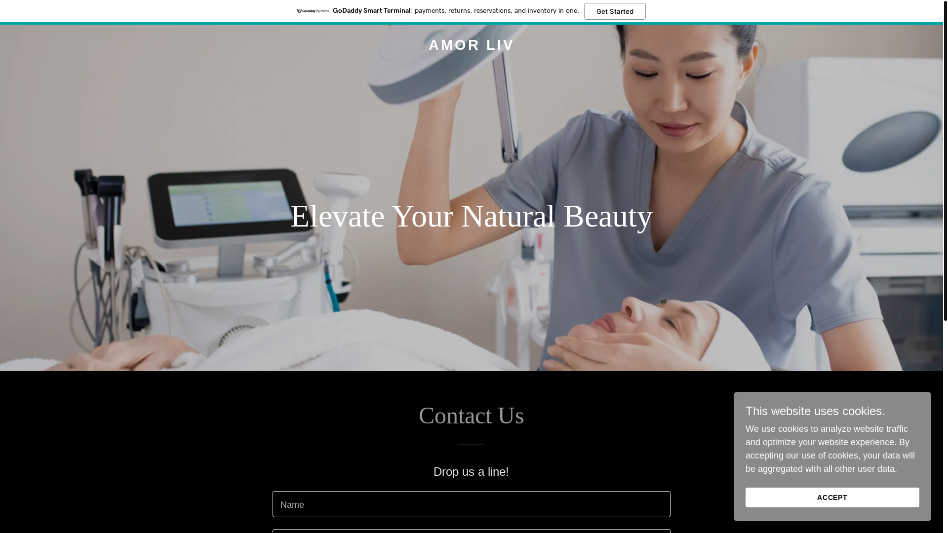 website screenshot of https://amorlivaesthetics.com/