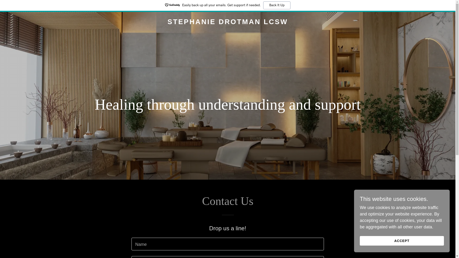 website screenshot of https://stephaniedrotmanlcsw.com/