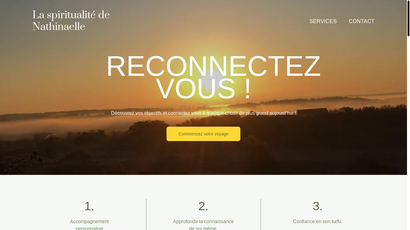website screenshot of https://nathinaelle.fr/