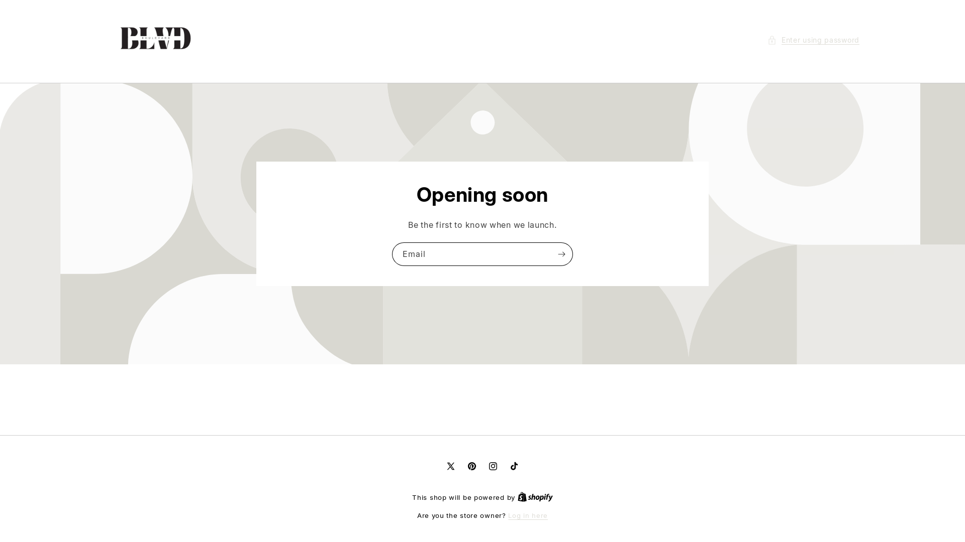 website screenshot of https://boulevardwear.com/