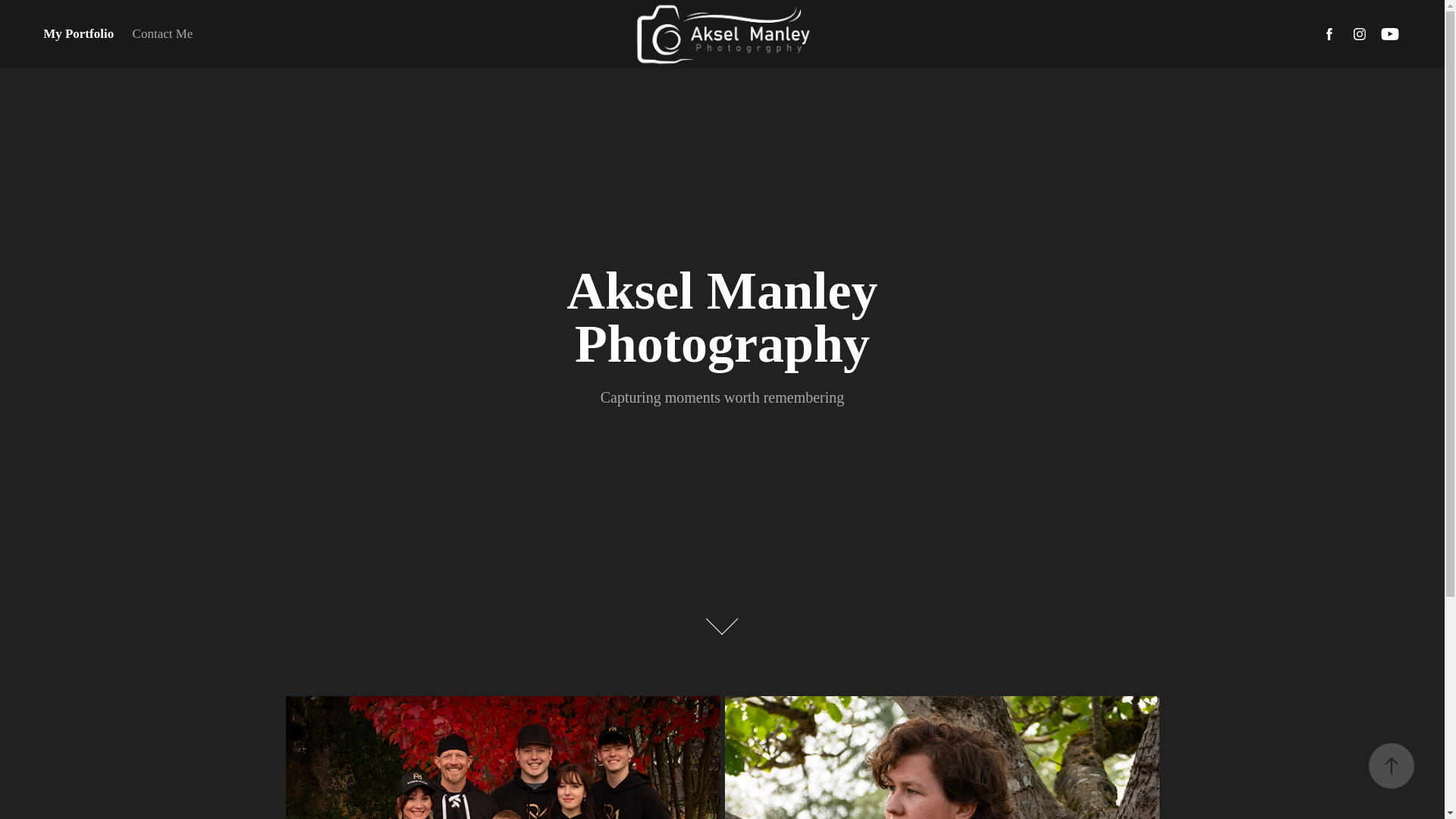 website screenshot of https://akselmanleyphotography.com/