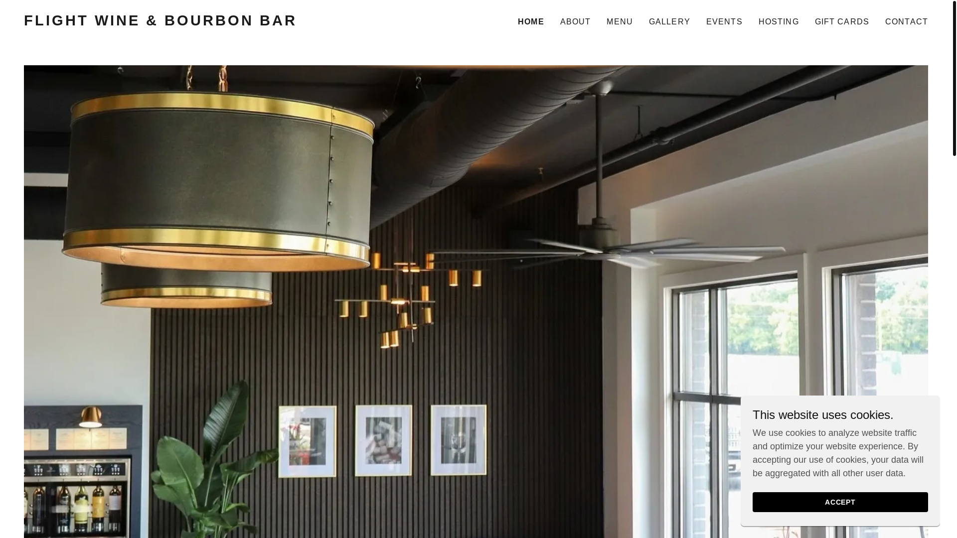 website screenshot of https://flightwinewi.com/