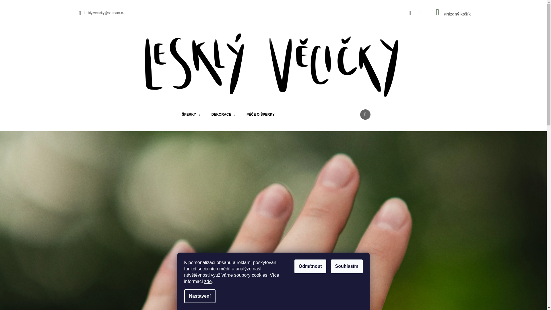 website screenshot of https://lesklyvecicky.cz/