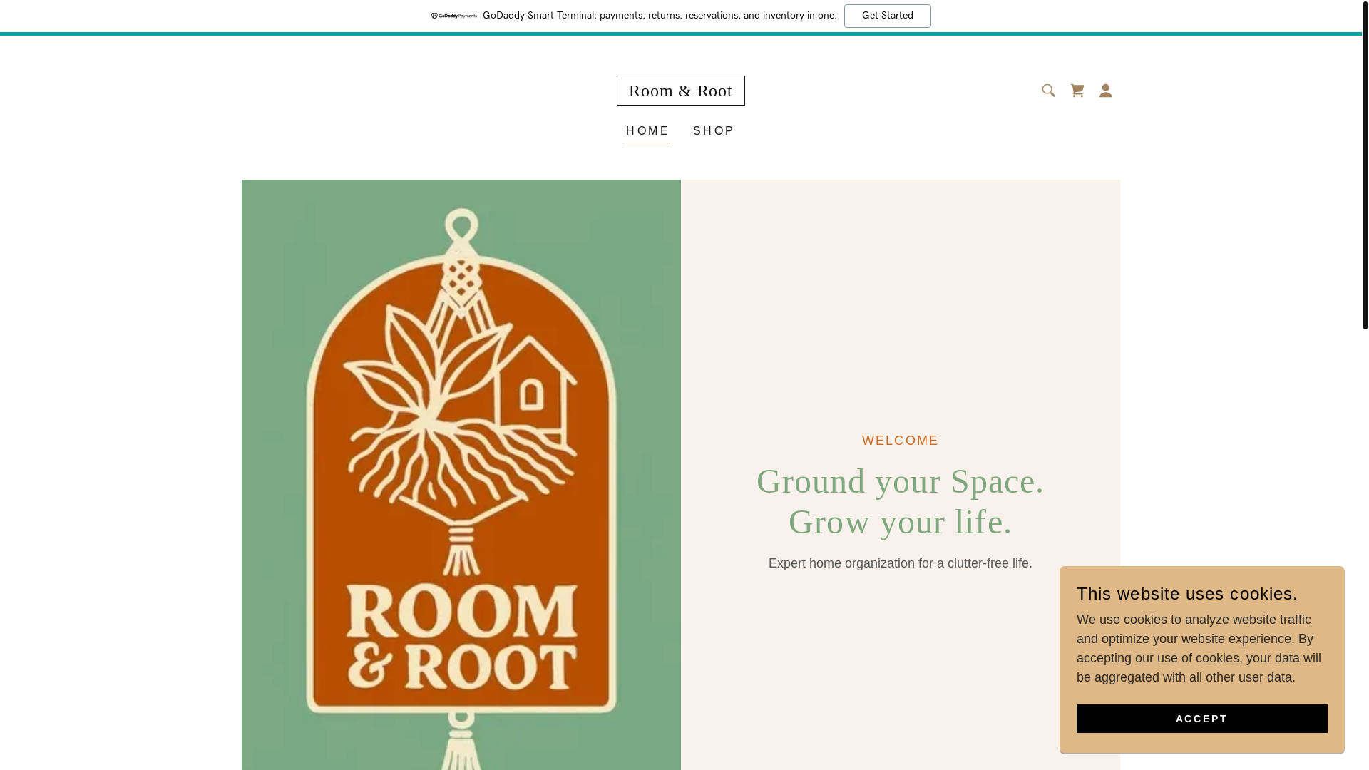 website screenshot of https://roomandroot.net/