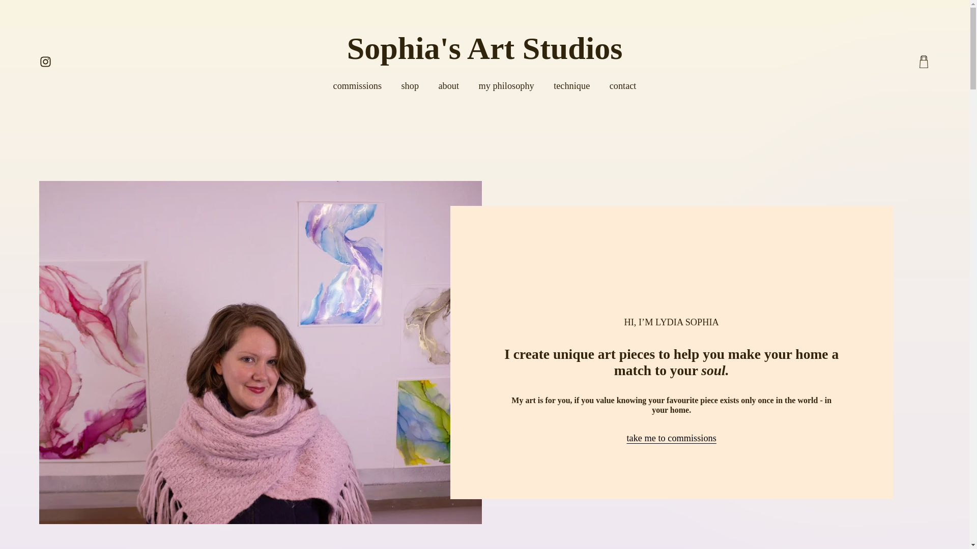 website screenshot of https://sophias-art-studios.com/