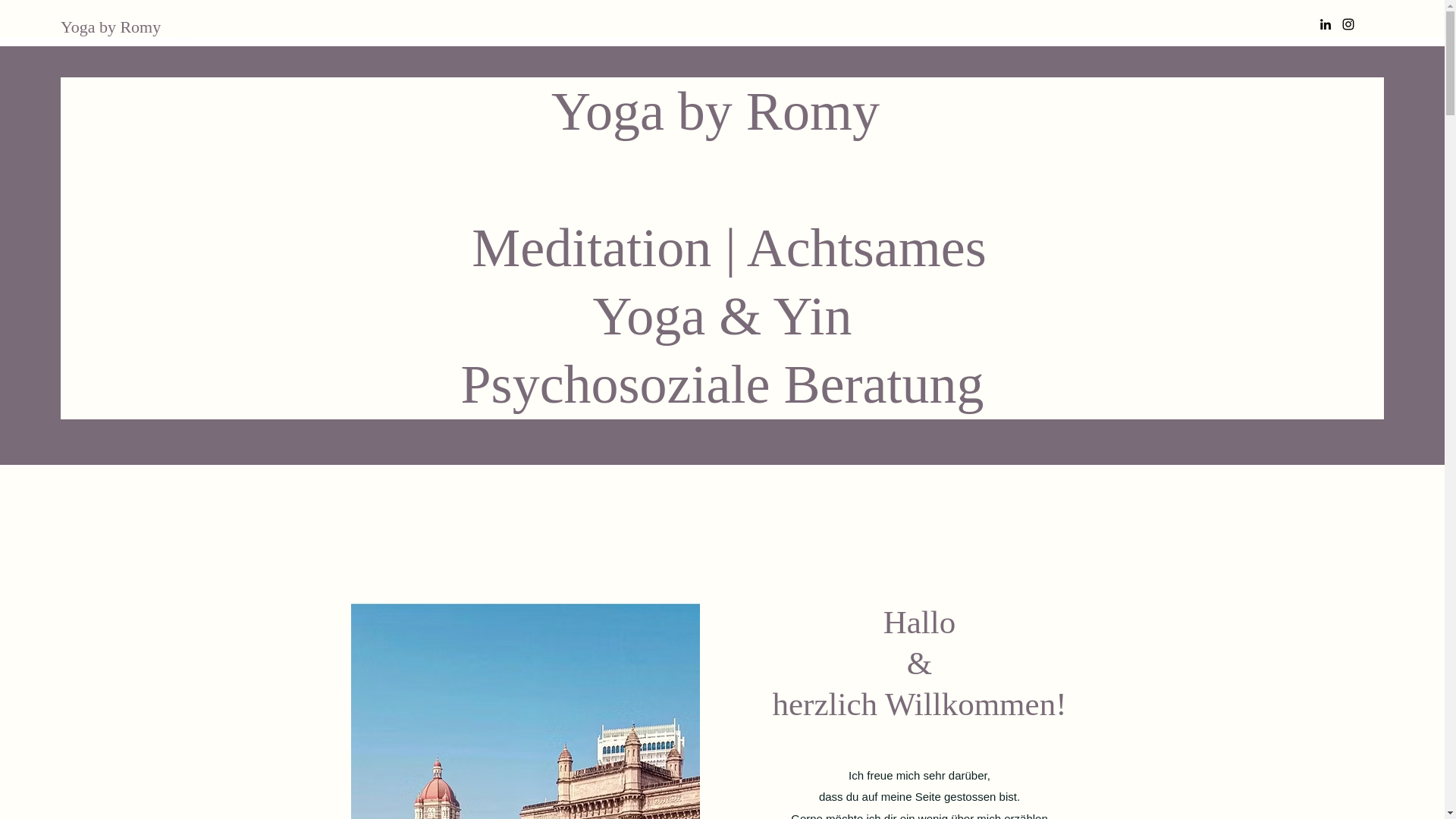 website screenshot of https://romybayer.com/