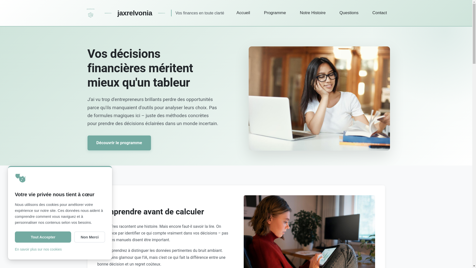 website screenshot of https://jaxrelvonia.com/