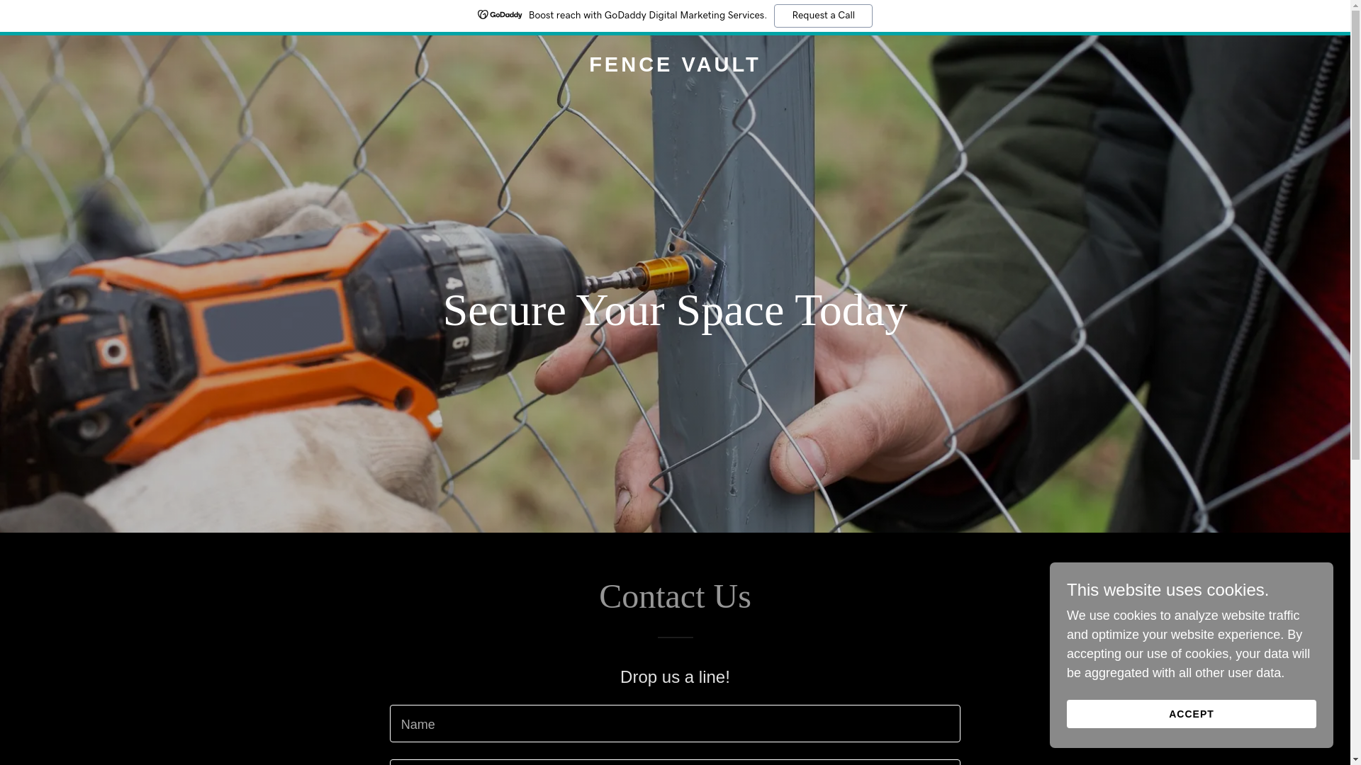 website screenshot of https://fencevault.com/