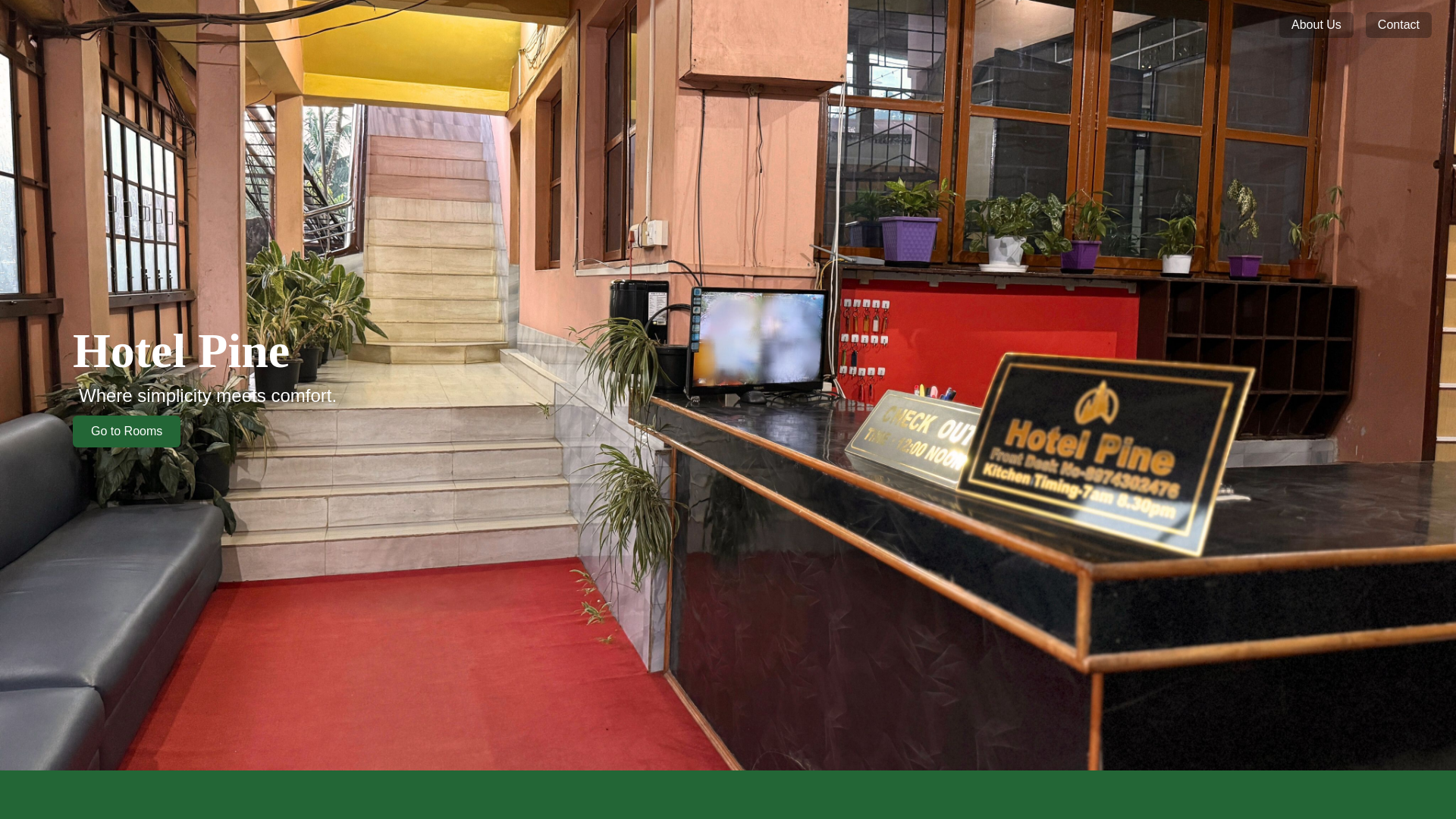 website screenshot of https://hotelpine.in/