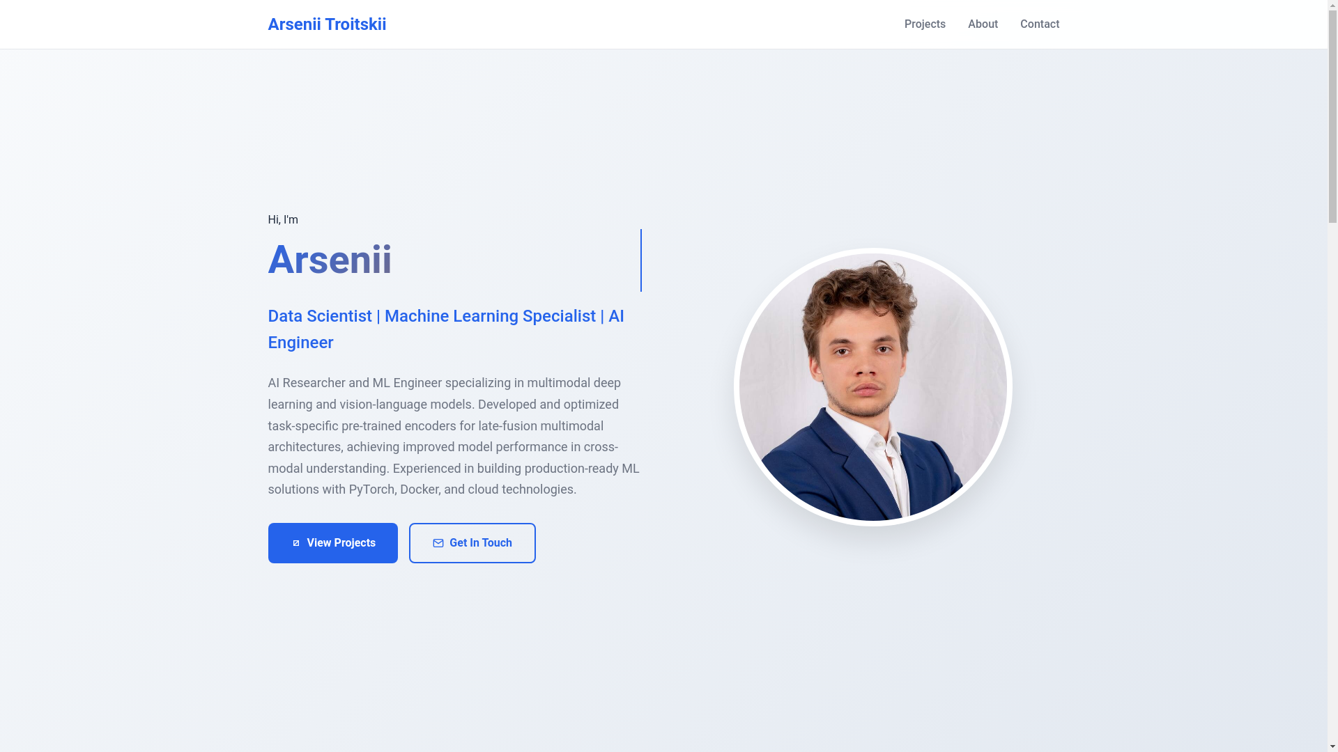 website screenshot of https://arsenii-troitskii.com/