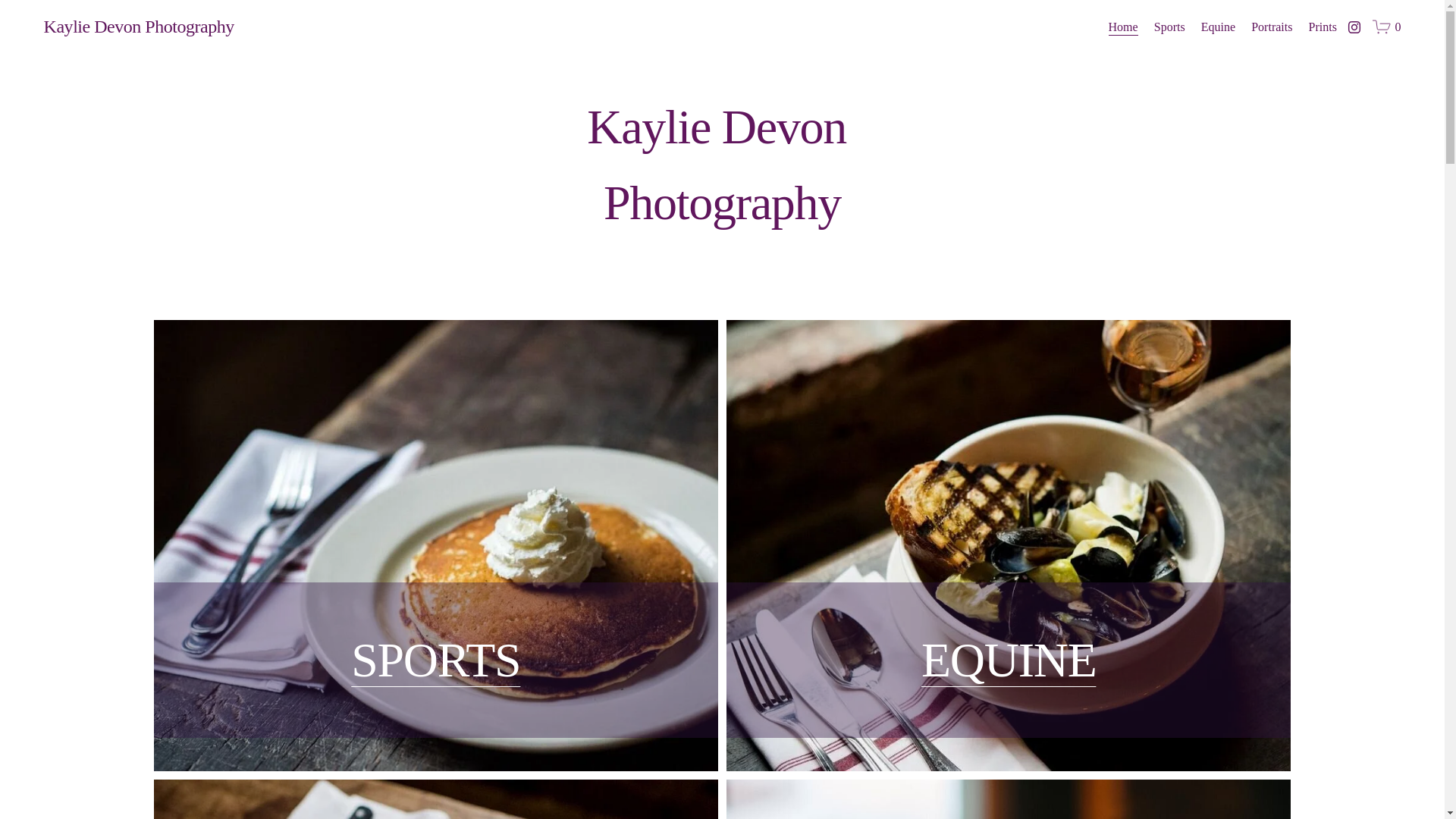 website screenshot of https://kayliedevonphotography.com/